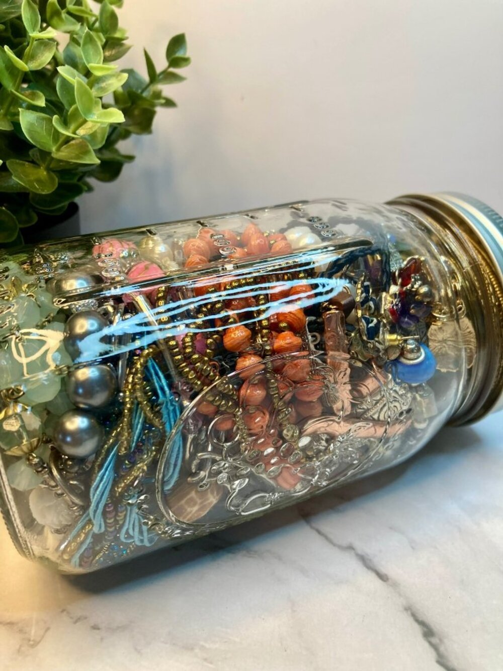 Vintage and Contemporary Mystery Jewelry Jar - Good Condition -20 - Picture 6 of 8